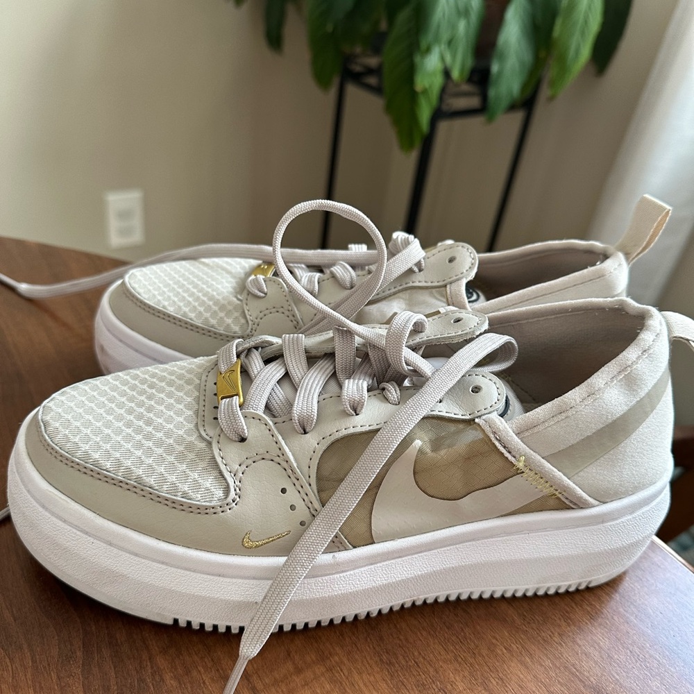 Women’s Nike court vision Alta sneakers. Color tan, gold and white. Size 7.